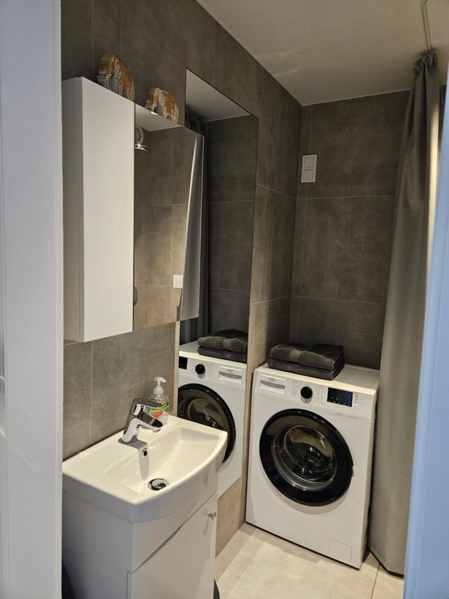 Buto Nuoma Zemaites Gatveje Apartment Telsiai Bagian luar foto