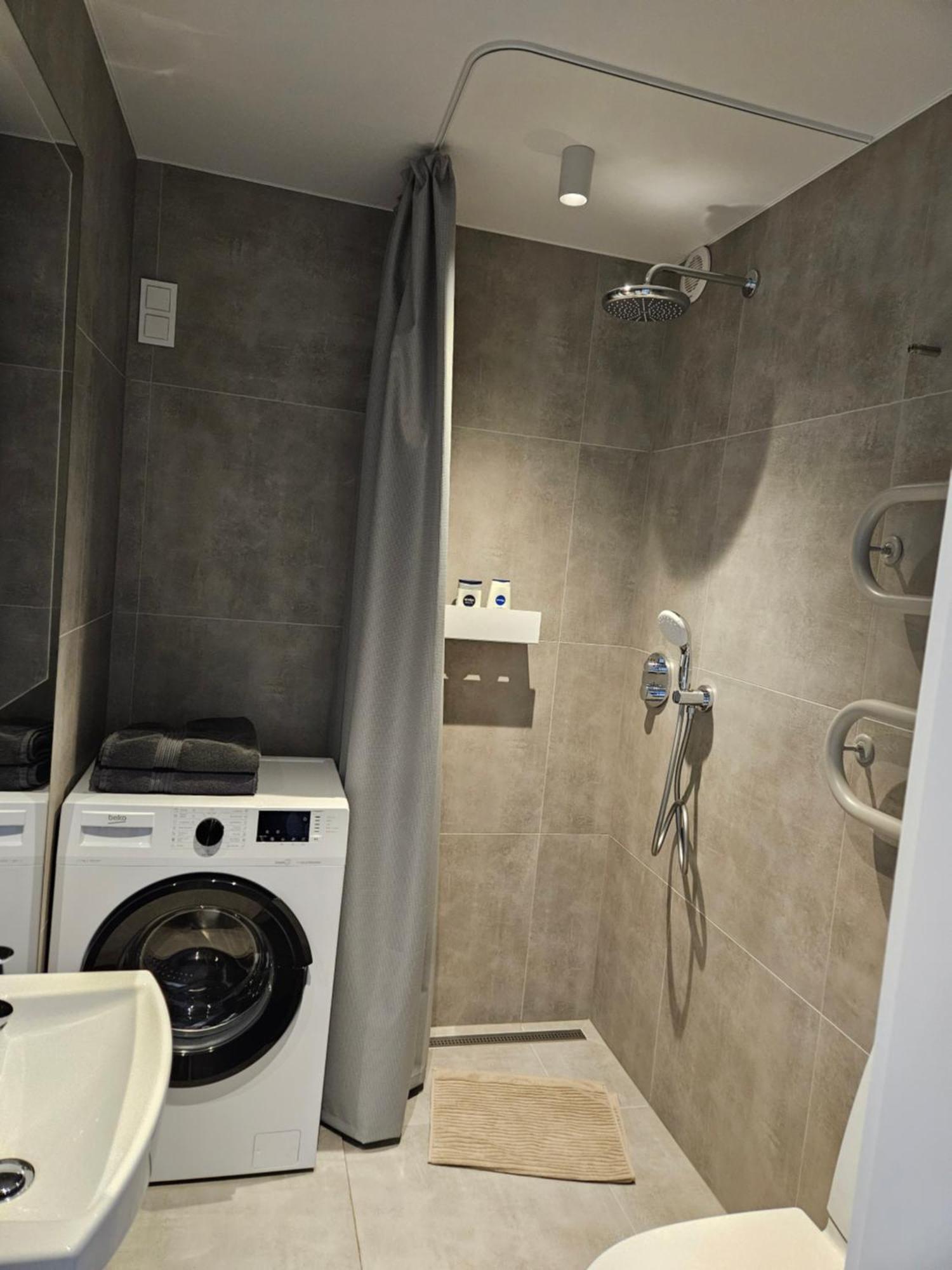 Buto Nuoma Zemaites Gatveje Apartment Telsiai Bagian luar foto