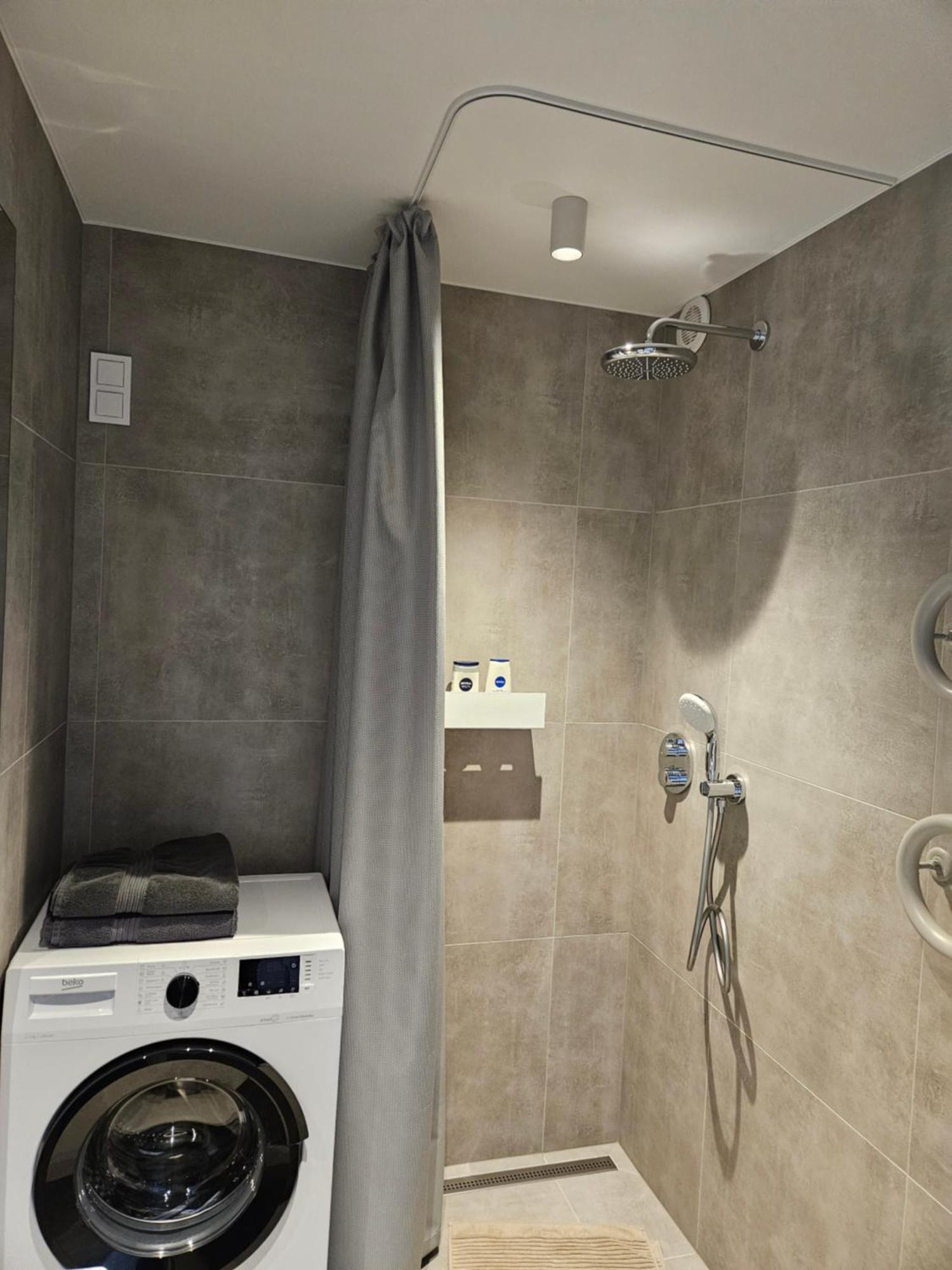 Buto Nuoma Zemaites Gatveje Apartment Telsiai Bagian luar foto